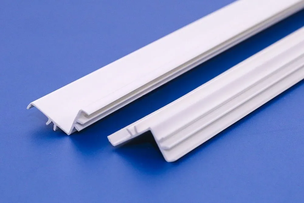 Профиль универсальный для решеток для бассейна, производство ГК «ПТК Спорт», Россия