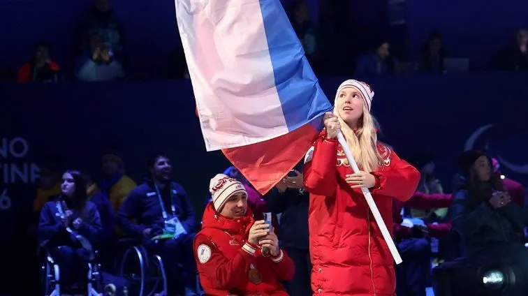 Золотые медали и подъем флага на Паралимпиаде